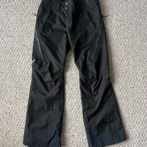 Patagonia Women Insulated Snow Pants Goretex